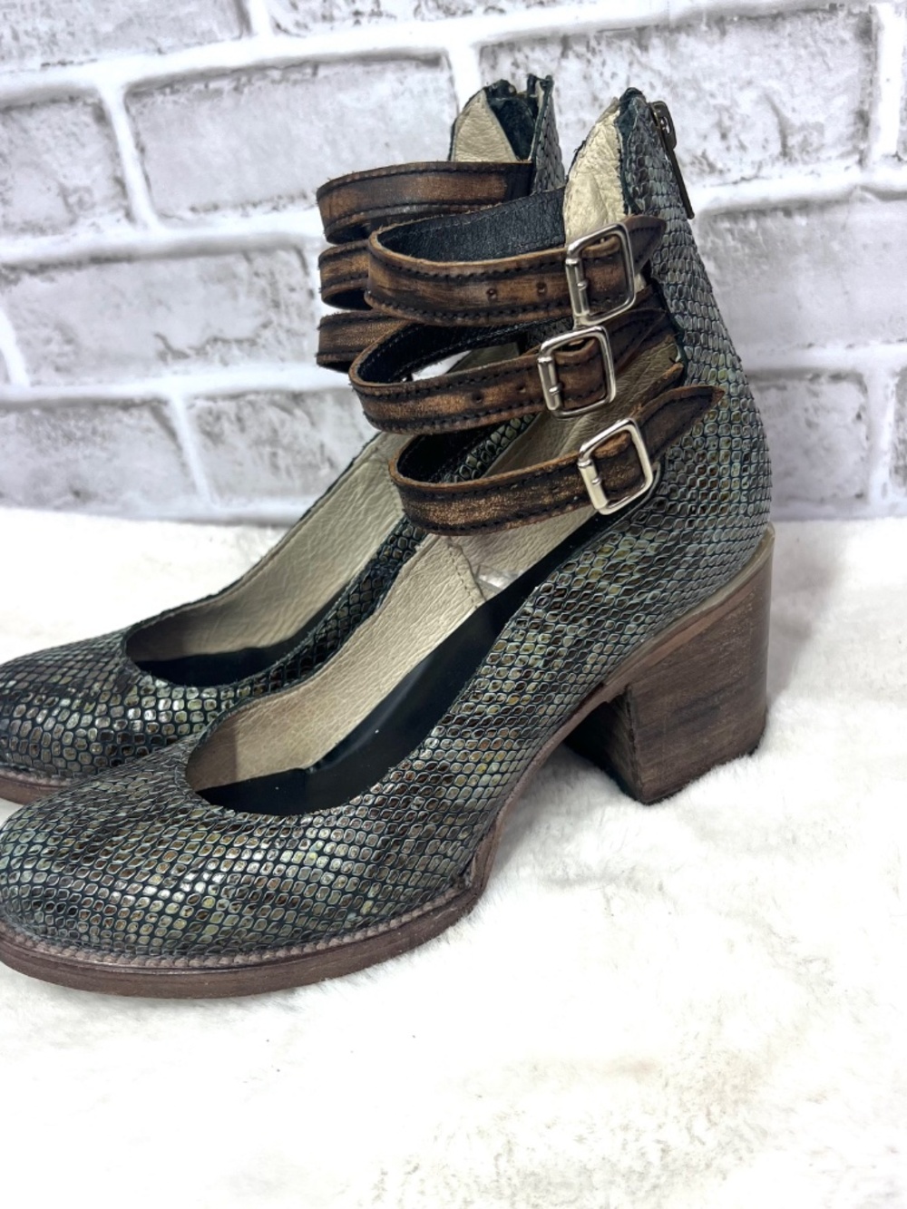 🚫🦅|•FREEBIRD BY STEVEN•| 'Randi' Pewter Snake Size 7-8 - Picture 3 of 14